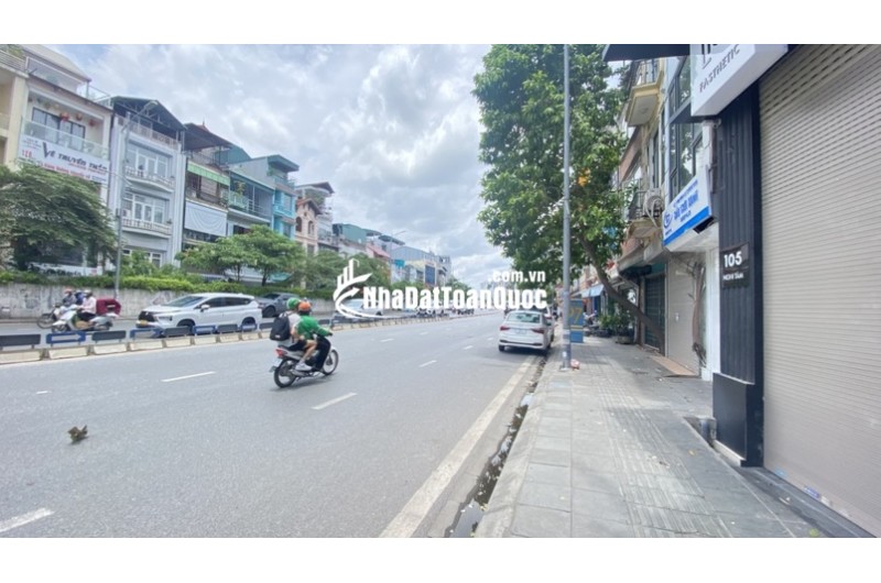 MẶT PHỐ NGHI TÀM - LÔ GÓC - 3 MẶT THOÁNG – VỊ TRÍ ĐẮC ĐỊA
 CƠ HỘI VÀNG: MUA GỘP 3 CĂN, GIÁ CHỈ NHỈNH 400 TRIỆU/M²
